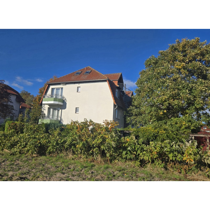 Apartment mit Balkon